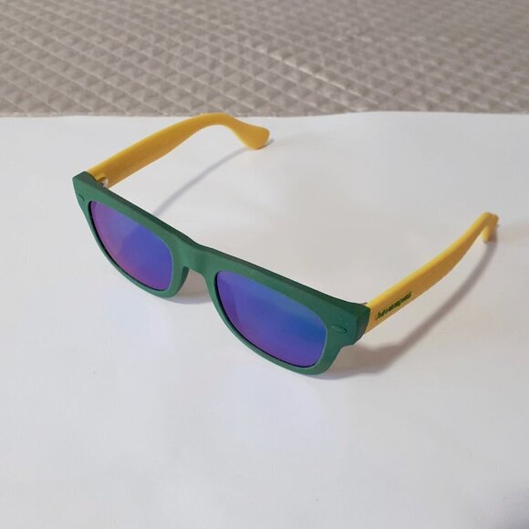 NWOT Havaianas green frame, yellow temples & green mirrored lens sunglasses - Picture 6 of 10